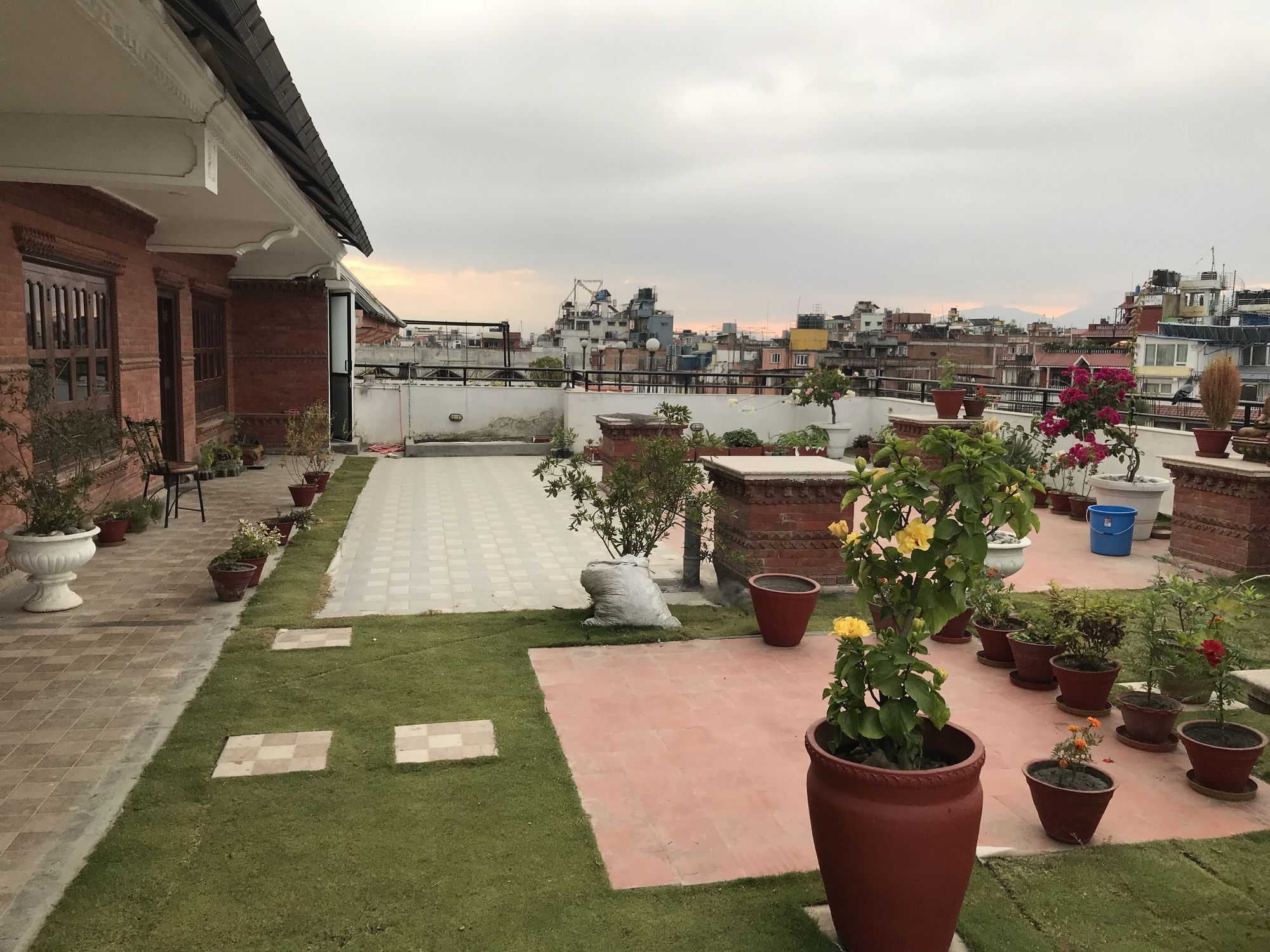 Dom Himalaya Hotel Catmandu Exterior foto